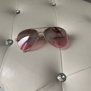 [💙🆓] Stylish Pink Aviator Sunglasses
